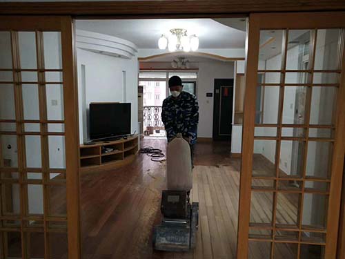 地板翻新殃场操作